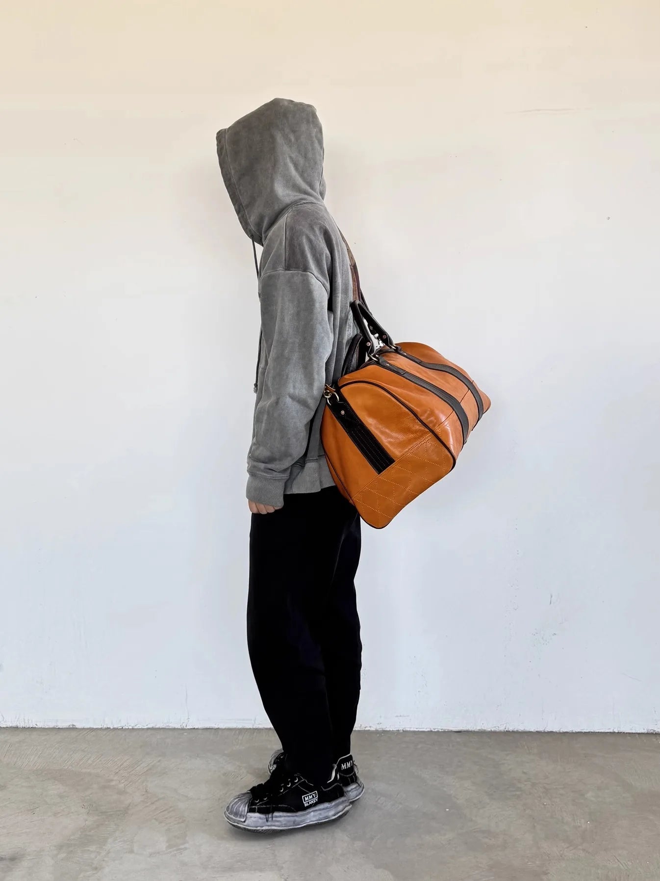 PNDME Vintage designer handmade genuine leather large-capacity men travel bags outdoor fitness handbags cow leather luggage bag