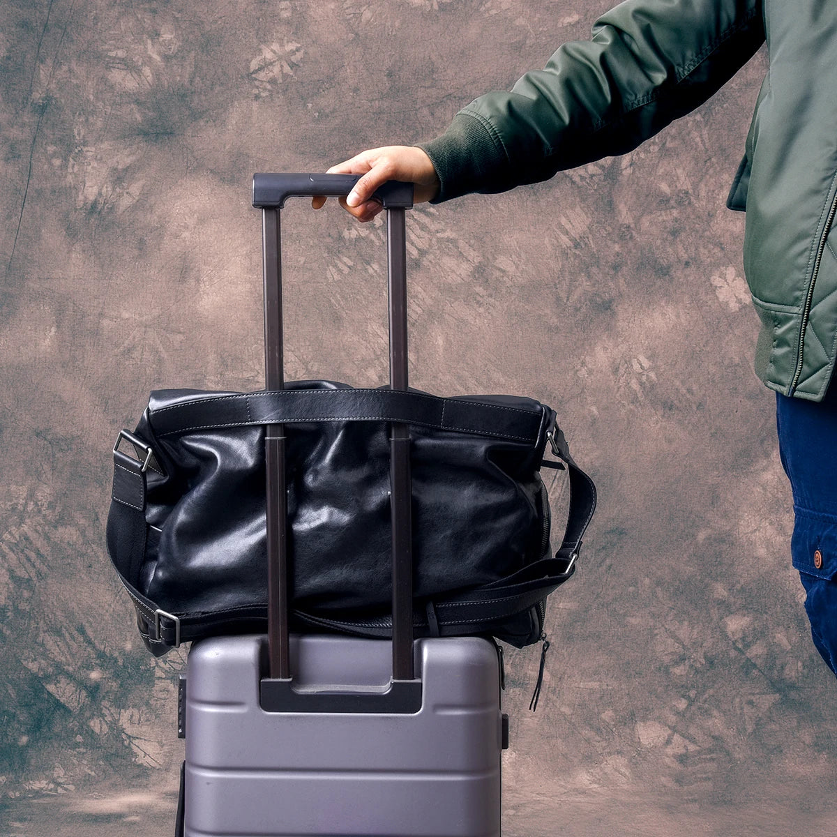 outdoor sports luxury genuine leather men's travel bag casual designer handmade soft cow leather black big luggage fitness bag