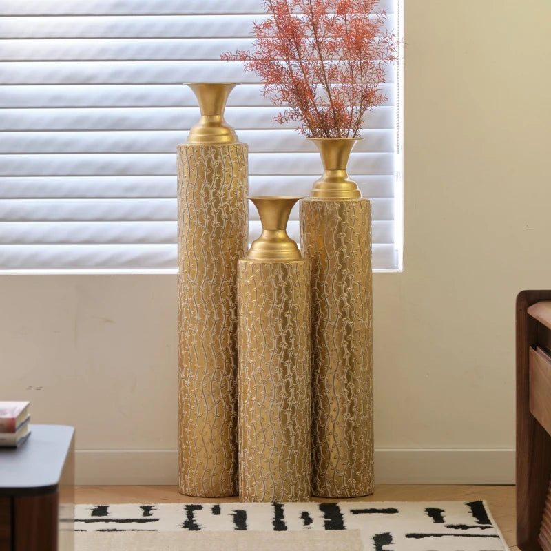 Metal Decorative High Distress Metal Center With Growing Vine Patterns Set Of 3 Vases For Home Decoration 34 29 "25 "H Gold
