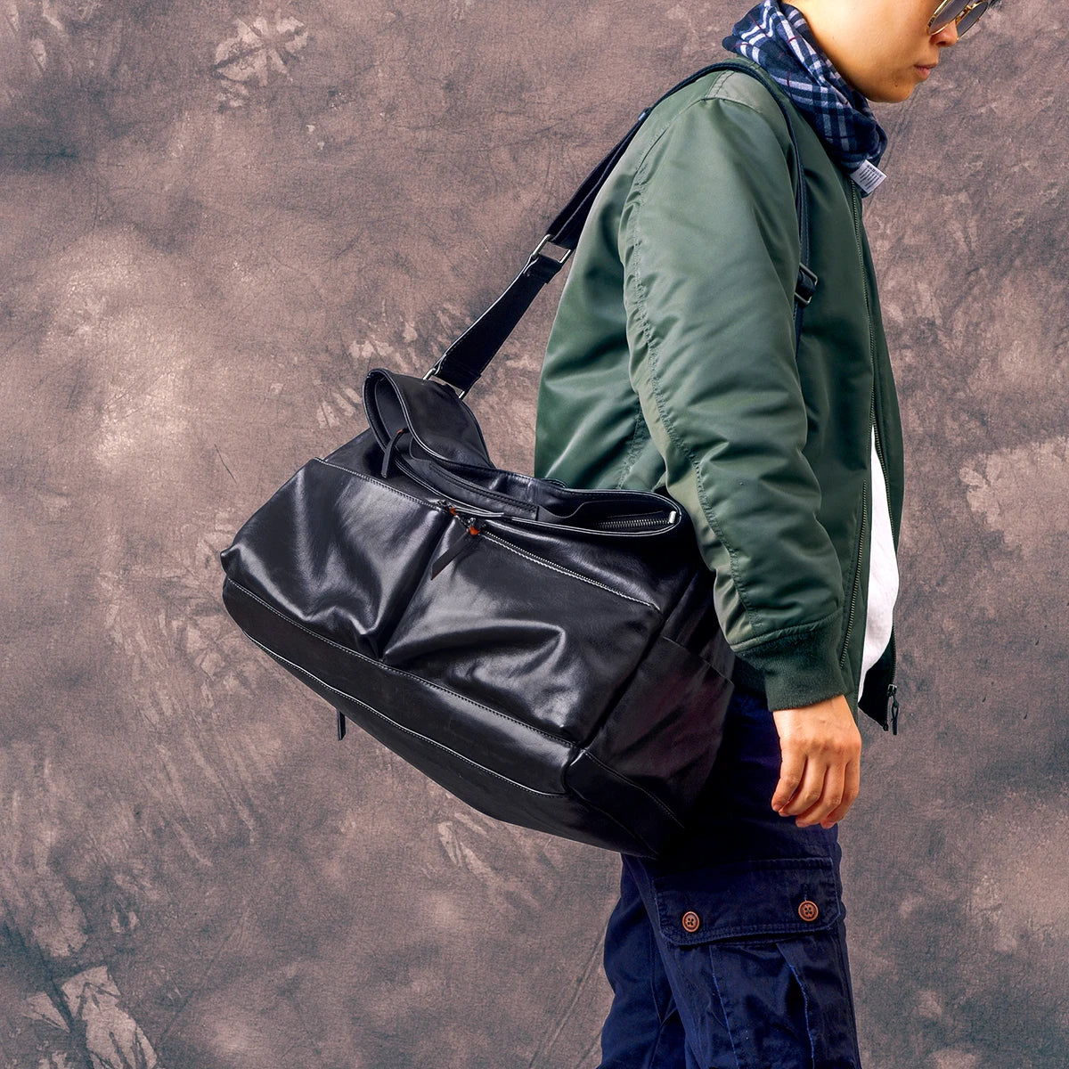 PNDME casual designer handmade genuine leather men's travel bag outdoor sports luxury soft cow leather black luggage fitness bag