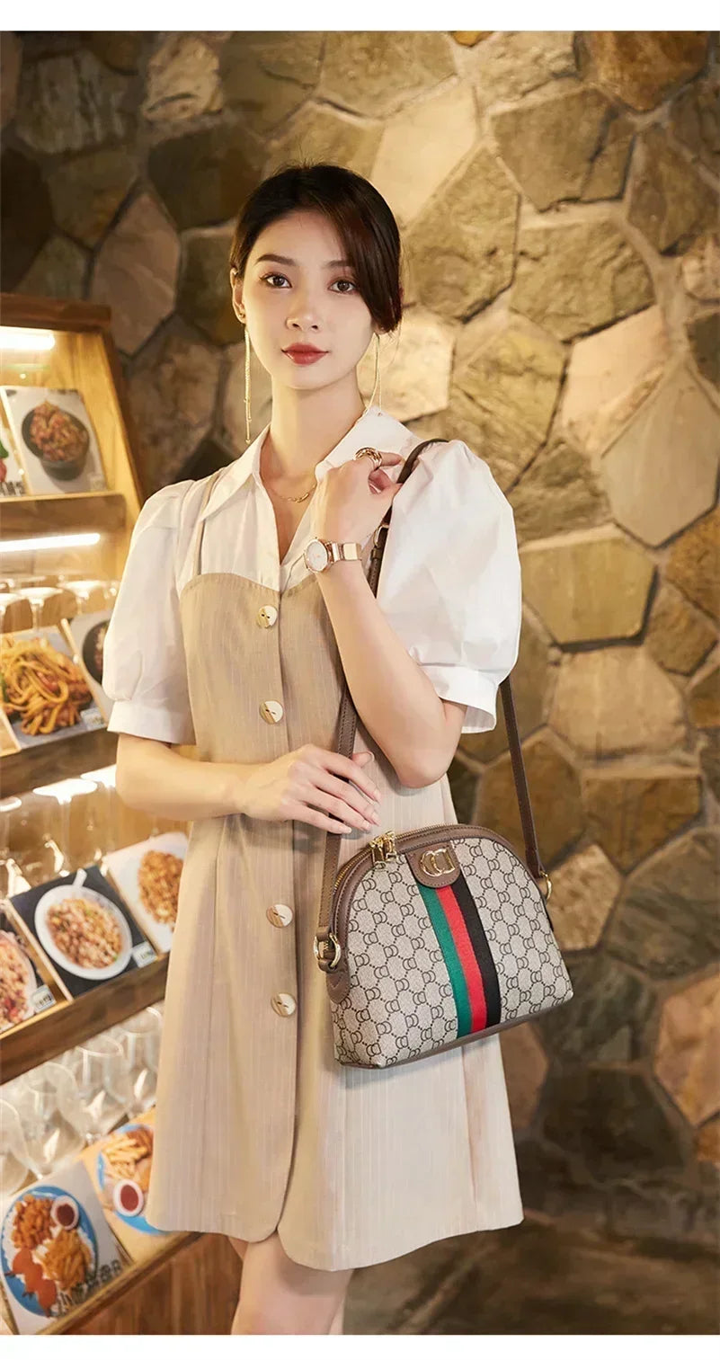 Designer fashion  Women Shoulder Bags Ophidia Small Shell Crossbody Luxury Hand Printed Presbyopia tote bag A BG1