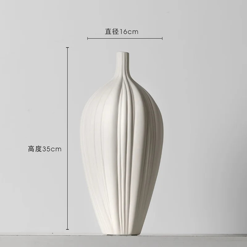 White Ceramic Vases for Artificial Flowers, Decorative Figurines, Chinese Style, Simple Designed Pottery and Porcelain