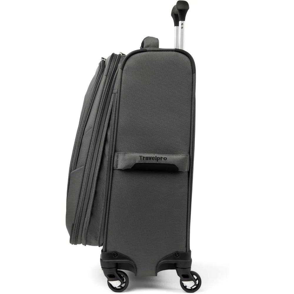 Travelpro Maxlite 5 Softside Expandable Luggage with 4 Spinner Wheels/Soft Underseat Tote, Lightweight Suitcase, Men and Women,