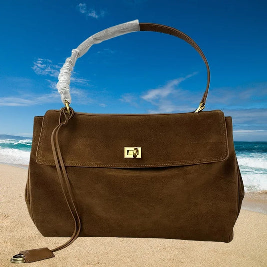 High quality handmade， Elegant Quilted Leather Shoulder Bag，Personalized gifts ，Classic elegance