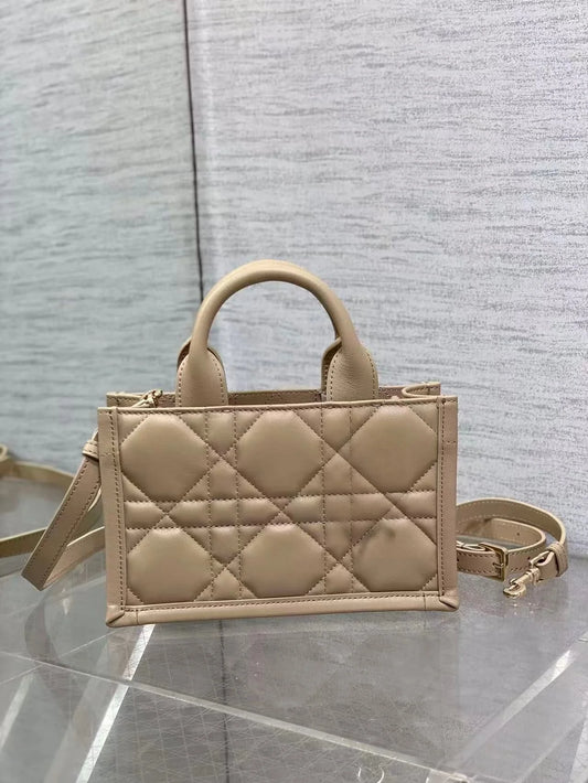 Women's Strap Shoulder Bag High Quality Women's Handbag Fashion Casual Travel Crossbody Bags YD